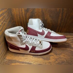 Size 10.5 Mens Woman's 12 Nike Alabama A&M University x Terminator High Bulldogs